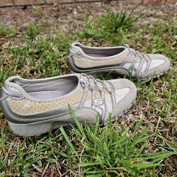 Skechers Women's Casual Shoes - Gray and Tan - Picture 1 of 6